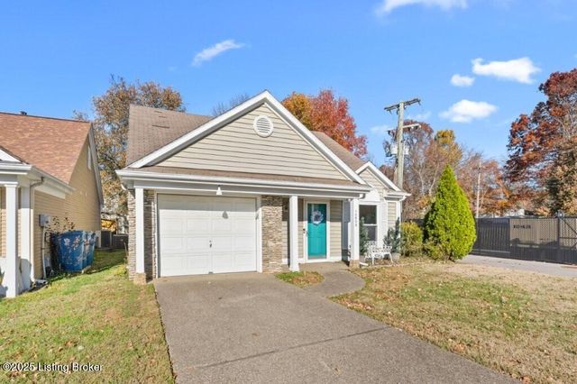 10503 Pointe Bay Blvd, Louisville, KY 40241