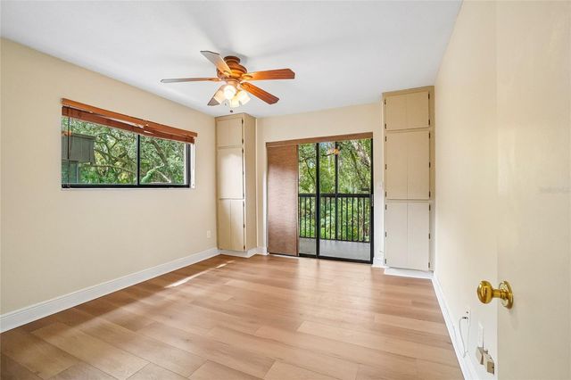 11722 RAINTREE LAKE LANE D, Temple Terrace, FL 33617