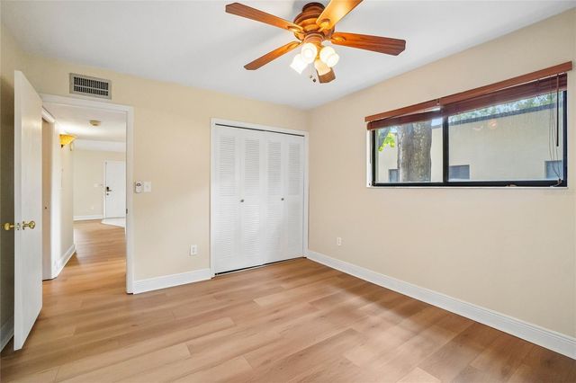 11722 RAINTREE LAKE LANE D, Temple Terrace, FL 33617