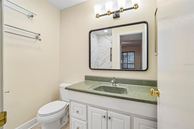 11722 RAINTREE LAKE LANE D, Temple Terrace, FL 33617
