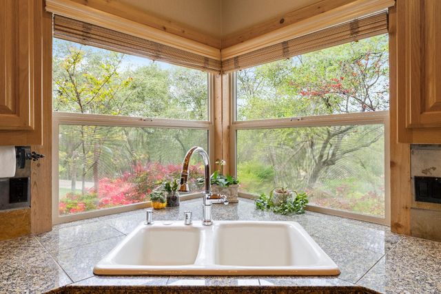 9605 Old Quarry Ct, Loomis, CA 95650