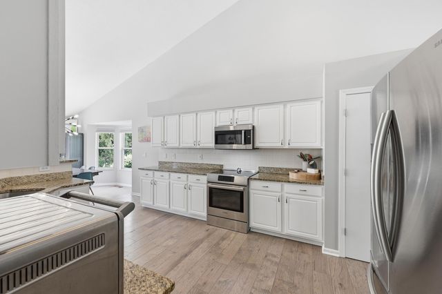 6239 Pirthshire Street, Dublin, OH 43016