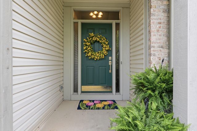 6239 Pirthshire Street, Dublin, OH 43016