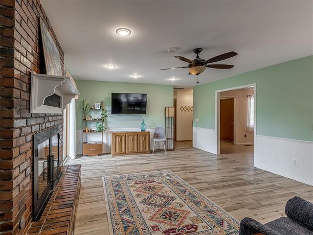4617 NW 59th Terrace, Oklahoma City, OK 73122