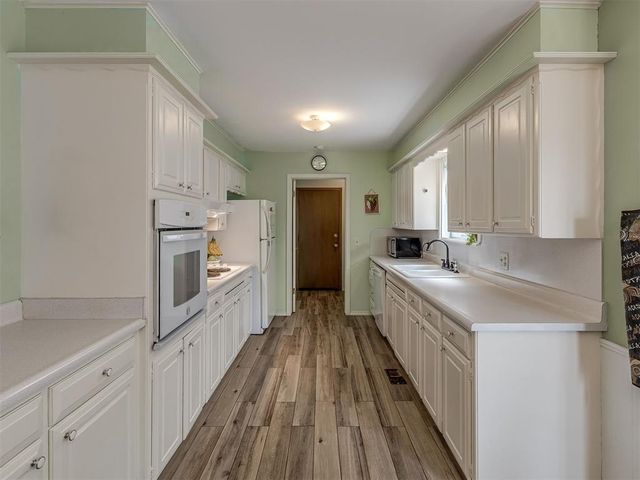 4617 NW 59th Terrace, Oklahoma City, OK 73122
