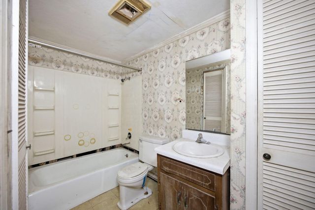 943 Roach Hollow Road, Ringgold, GA 30736