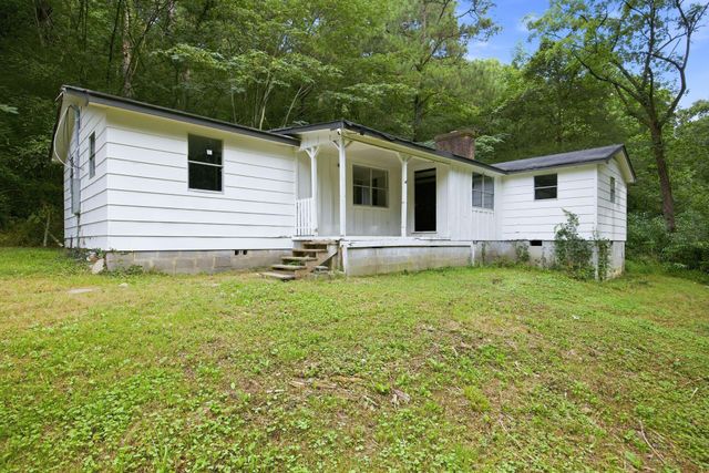 943 Roach Hollow Road, Ringgold, GA 30736