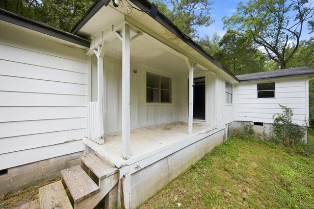 943 Roach Hollow Road, Ringgold, GA 30736