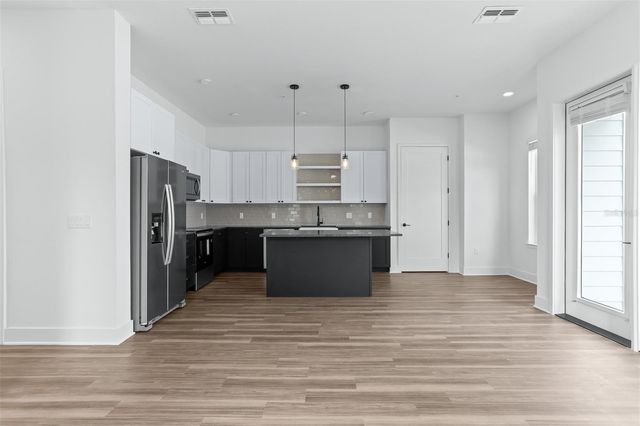 3812 FERN HOLLOW PLACE, Tampa, FL 33614