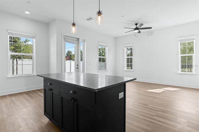 3812 FERN HOLLOW PLACE, Tampa, FL 33614