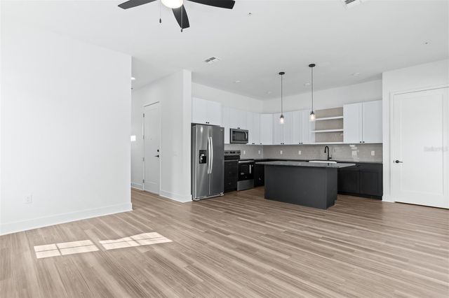 3812 FERN HOLLOW PLACE, Tampa, FL 33614