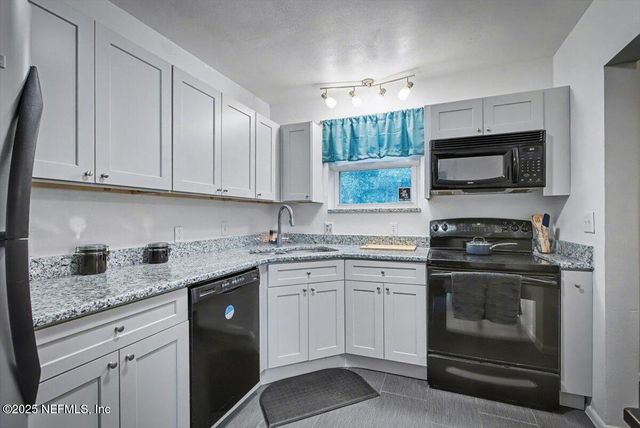 3742 BARMER Drive, Jacksonville, FL 32210