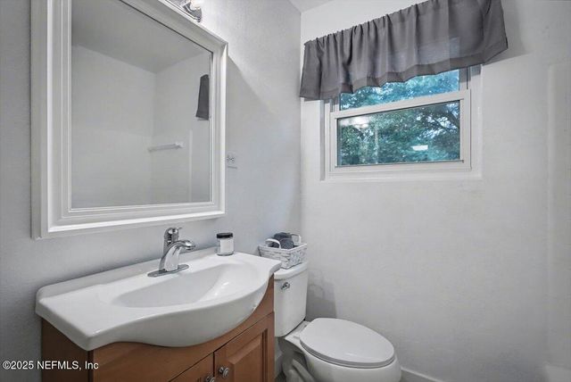 3742 BARMER Drive, Jacksonville, FL 32210