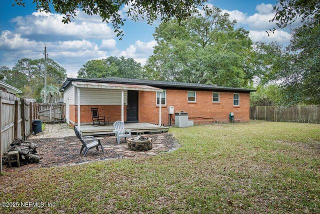 3742 BARMER Drive, Jacksonville, FL 32210