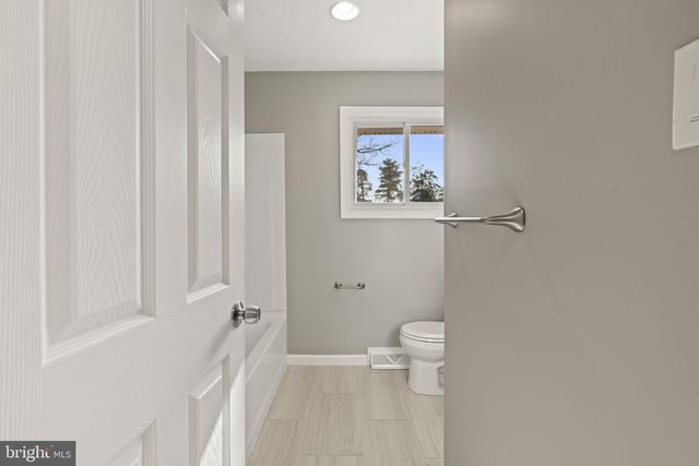 376 WILDROSE ST, Browns Mills, NJ 08015