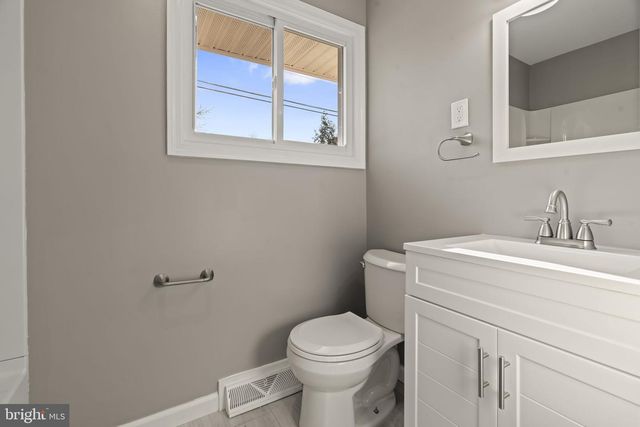 376 WILDROSE ST, Browns Mills, NJ 08015