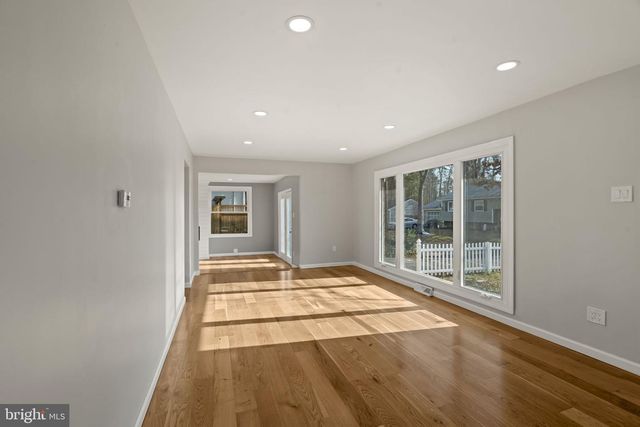 376 WILDROSE ST, Browns Mills, NJ 08015