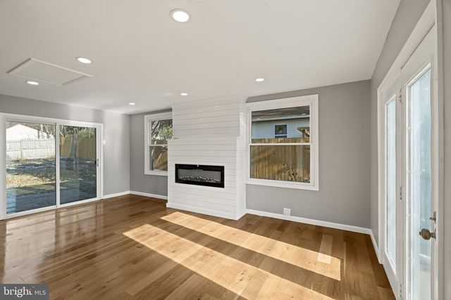 376 WILDROSE ST, Browns Mills, NJ 08015