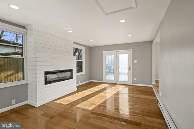 376 WILDROSE ST, Browns Mills, NJ 08015