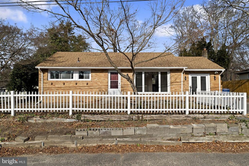 376 WILDROSE ST, Browns Mills, NJ 08015