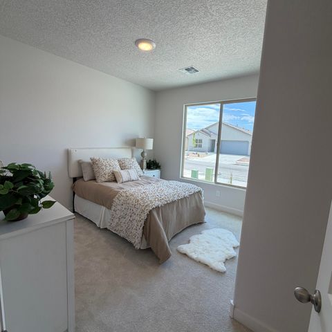 2427 Marble Avenue NE, Rio Rancho, NM 87144