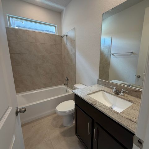2427 Marble Avenue NE, Rio Rancho, NM 87144