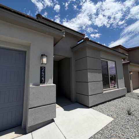 2427 Marble Avenue NE, Rio Rancho, NM 87144