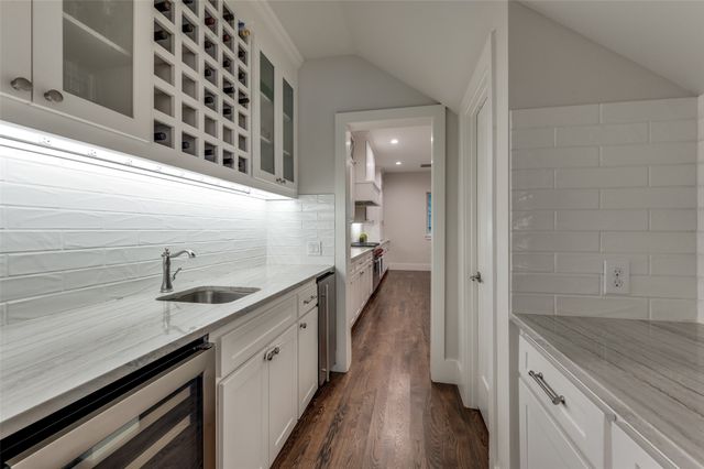 6655 Avian Drive, Dallas, TX 75230