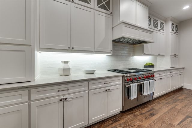 6655 Avian Drive, Dallas, TX 75230