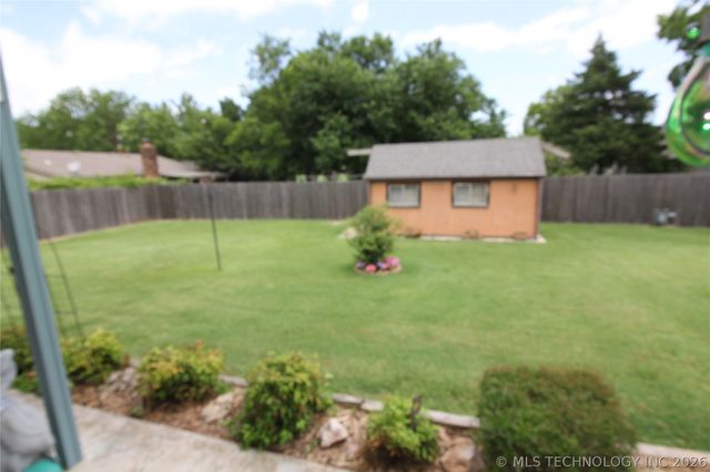 2042 W Toledo Street, Broken Arrow, OK 74012