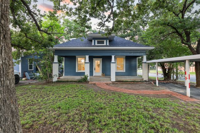 431 E Hull Street, Denison, TX 75021