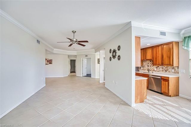 3071 Meandering WAY # 101, Fort Myers, FL 33905