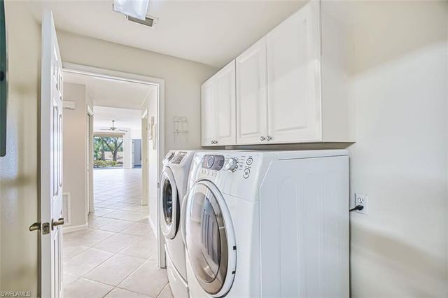 3071 Meandering WAY # 101, Fort Myers, FL 33905