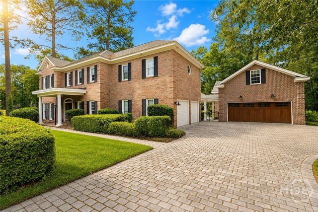 3 Pine Lakes Point, Savannah, GA 31405