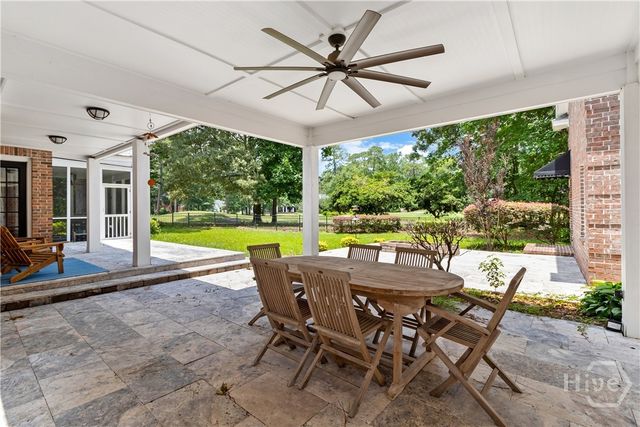 3 Pine Lakes Point, Savannah, GA 31405