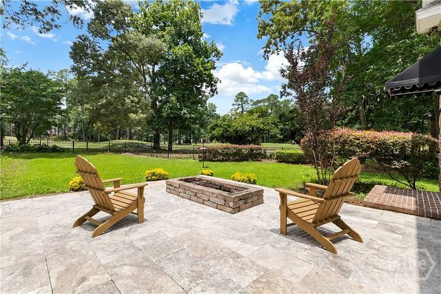 3 Pine Lakes Point, Savannah, GA 31405