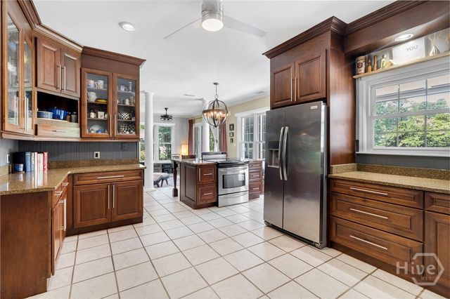 3 Pine Lakes Point, Savannah, GA 31405