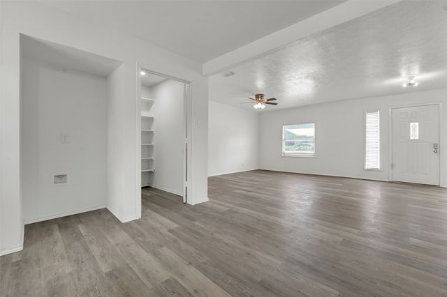 2682 Wasina Drive, Farmers Branch, TX 75234