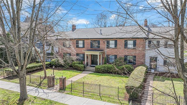 610 Maple Ln 1, Sewickley, PA 15143