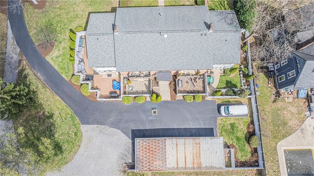 610 Maple Ln 1, Sewickley, PA 15143
