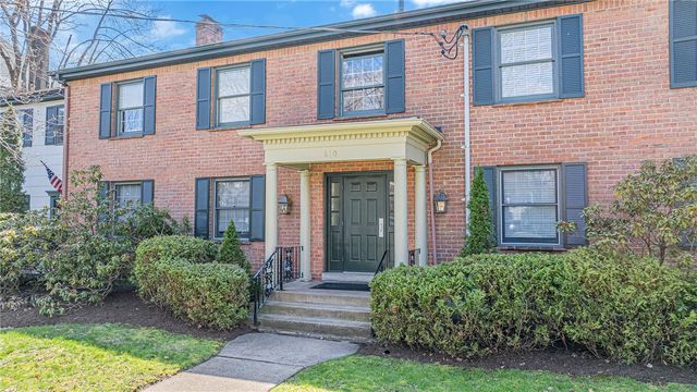 610 Maple Ln 1, Sewickley, PA 15143