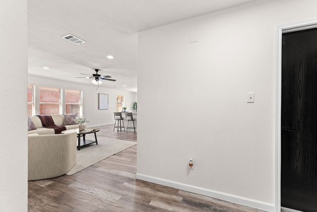 2523 Concordant Trail, Dallas, TX 75237