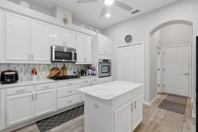 5519 AURORA DRIVE, Leesburg, FL 34748