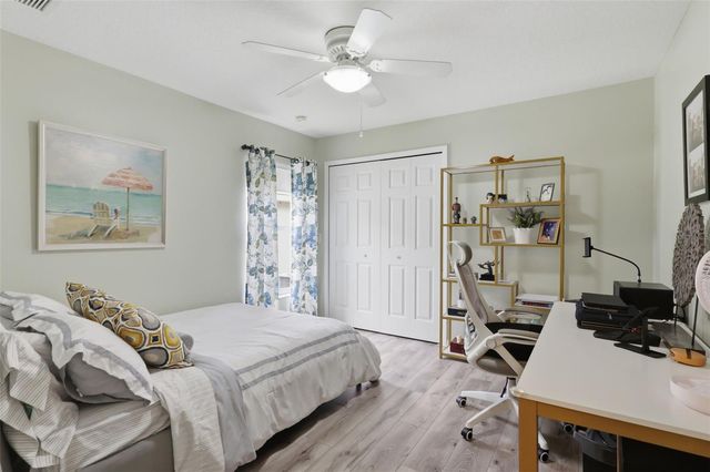 5519 AURORA DRIVE, Leesburg, FL 34748