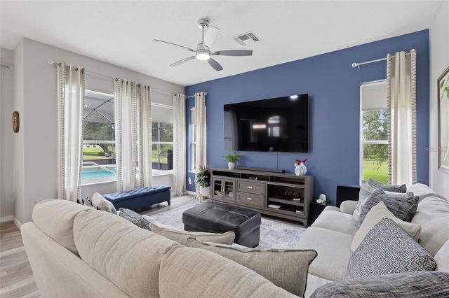 5519 AURORA DRIVE, Leesburg, FL 34748