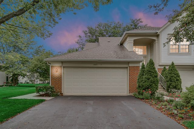 445 Cromwell Circle 1, Bartlett, IL 60103