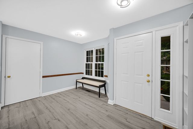 445 Cromwell Circle 1, Bartlett, IL 60103