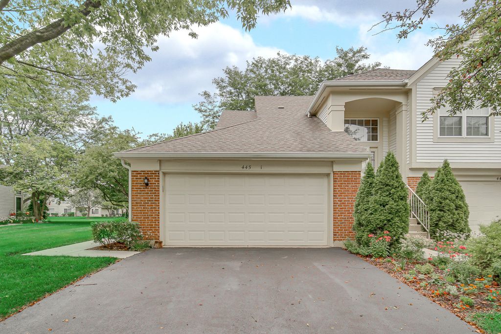 445 Cromwell Circle 1, Bartlett, IL 60103