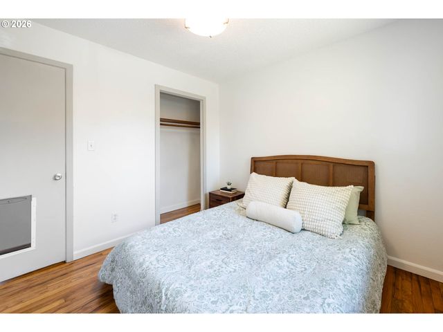 4536 Se 97TH Ave, Portland, OR 97266
