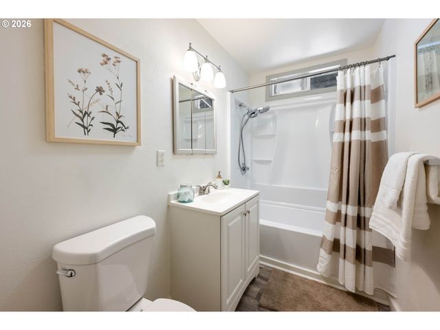 4536 Se 97TH Ave, Portland, OR 97266